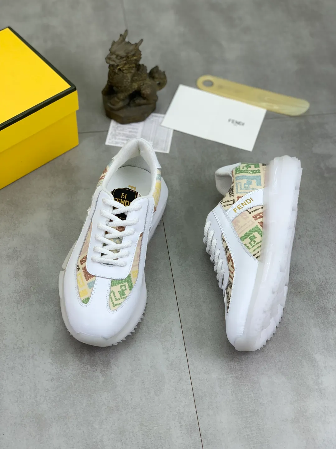 ​Men's shoes 💰P460 💰[New] Little Monster 🆘 New FENDI (Fendi) counter new 🕶️🕶️Simple routing effect, showing an elegant and cool driving shoe 🎬Using imported calfskin + first-layer pigskin lining🐂Excellent material🎬Detailed workmanship 🤗Comfortable foot feel➰➰. ​Pair it with any outfit to show your taste and temperament, low-key luxury ♻️Design ​simple and elegant ​noble and fashionable 🍃​Very loved and favored by trendy men 💓❤️size: 38-44 2️⃣colors available